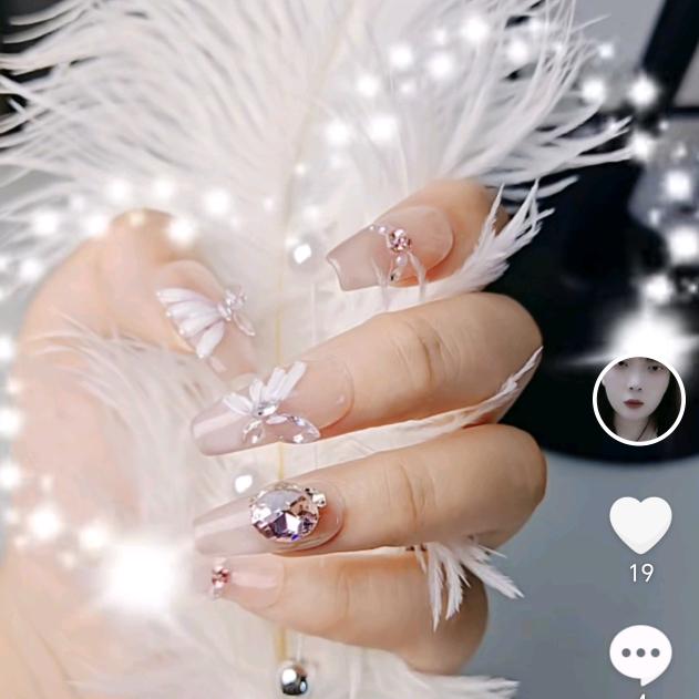 平鑫美甲美睫馆