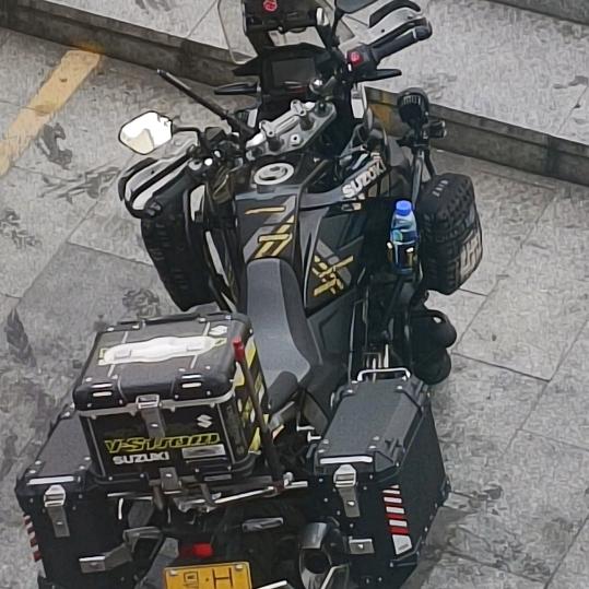 大表哥哥