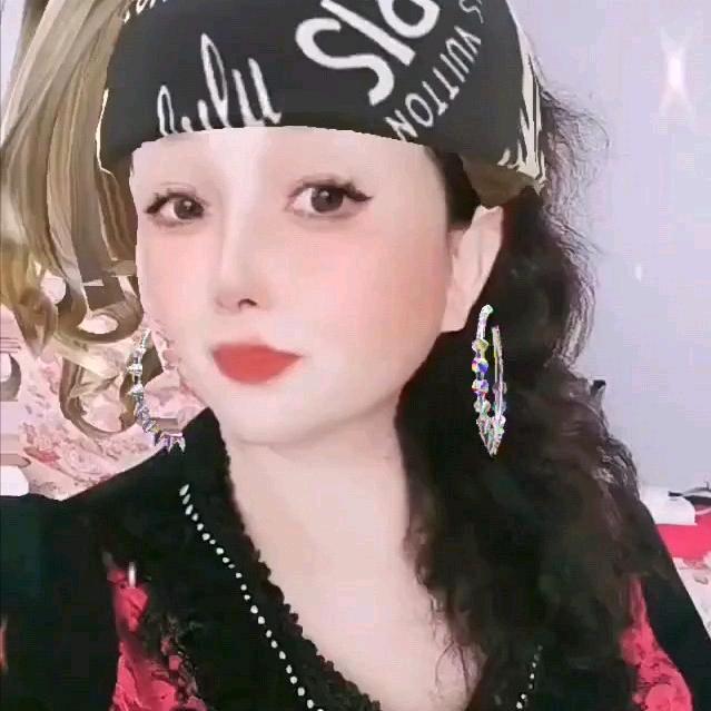 DJ周周