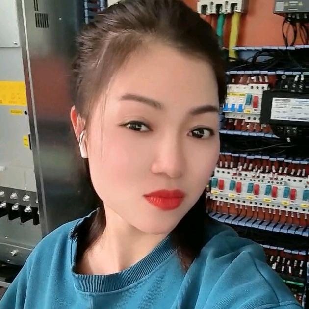 孟夜星辰；
