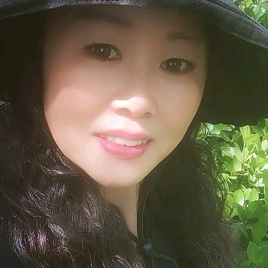 不为往事忧🌴只愿余生笑🍷