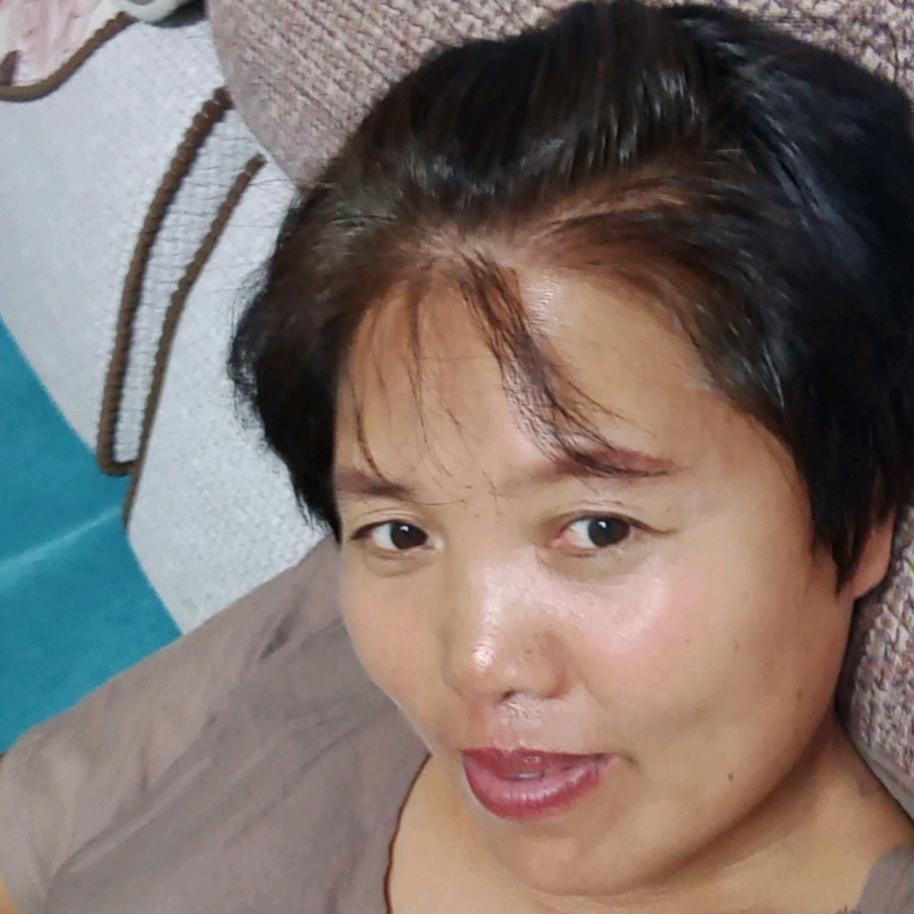 小丽走路主播