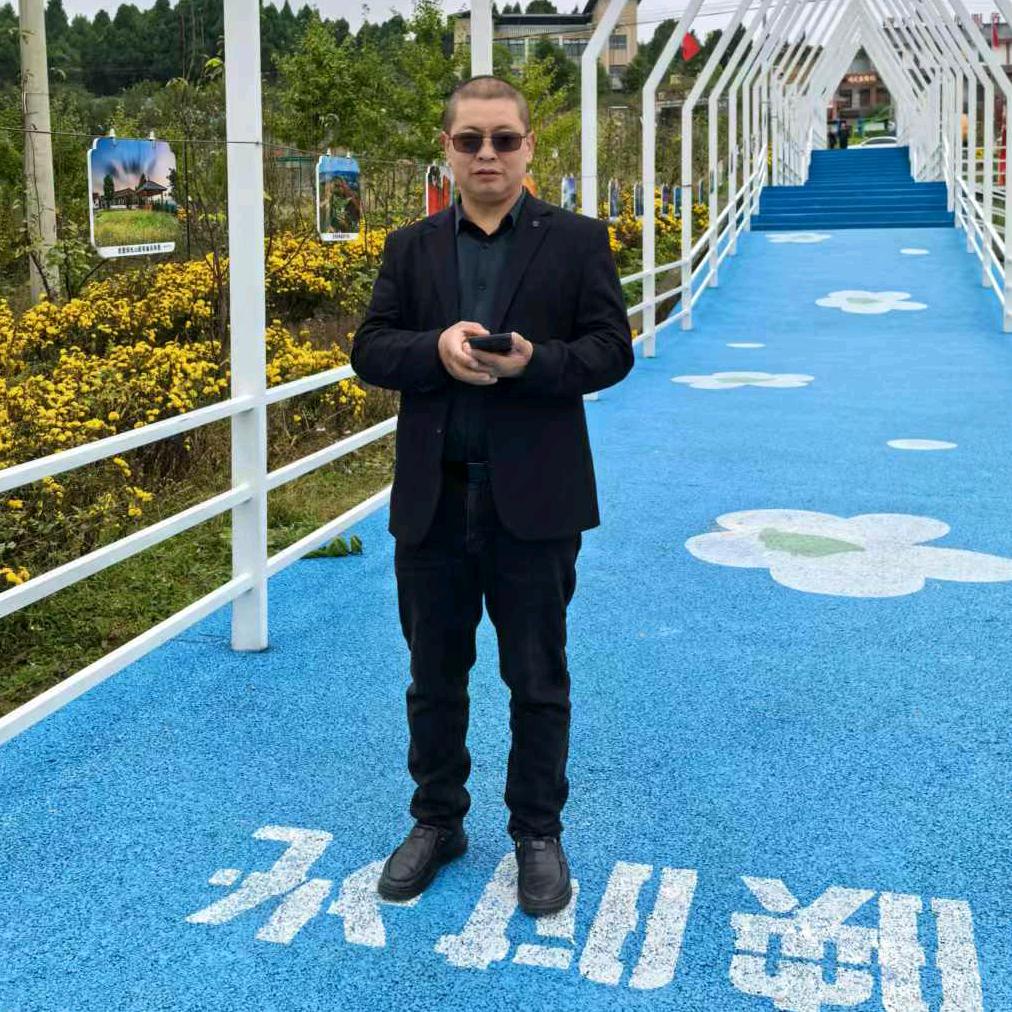 擦肩而过