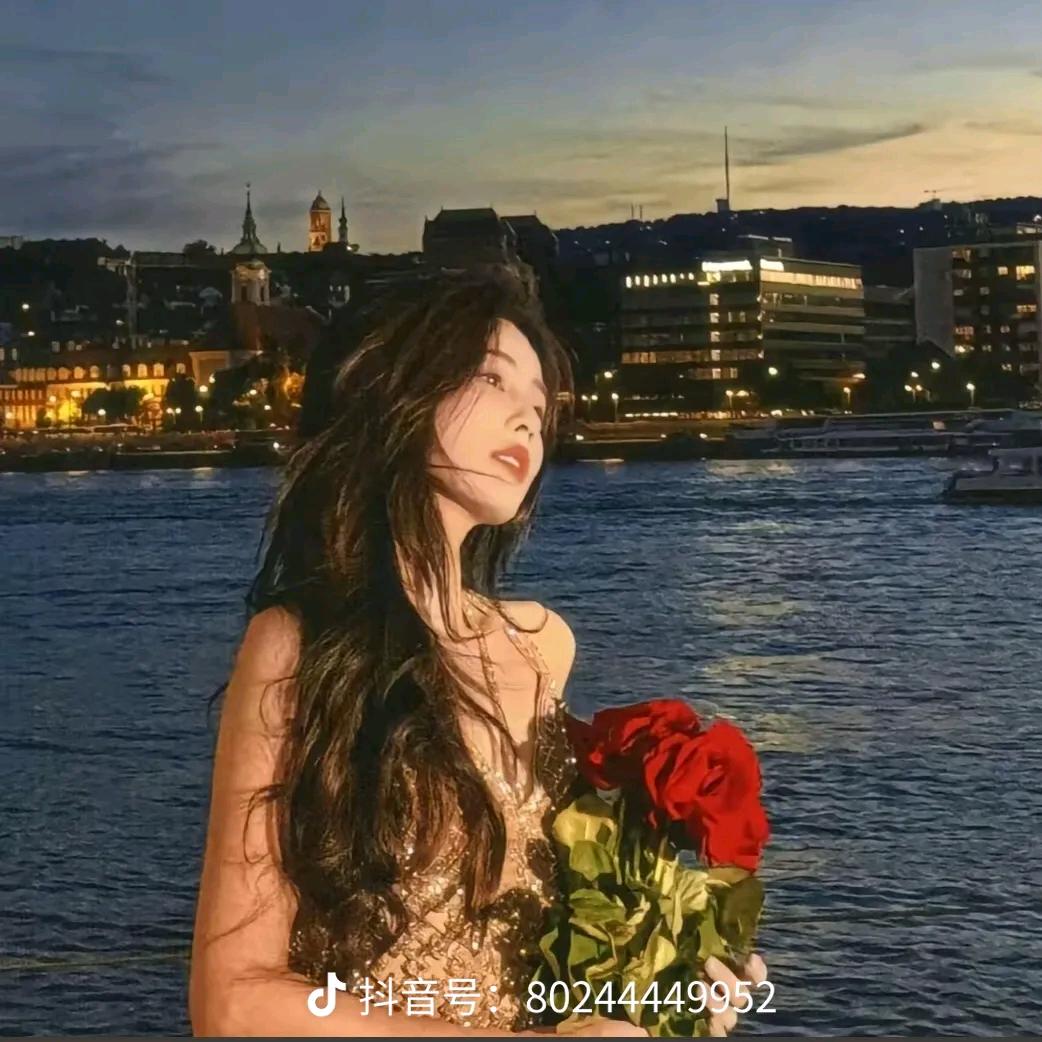 小鹿撞到白梦妍