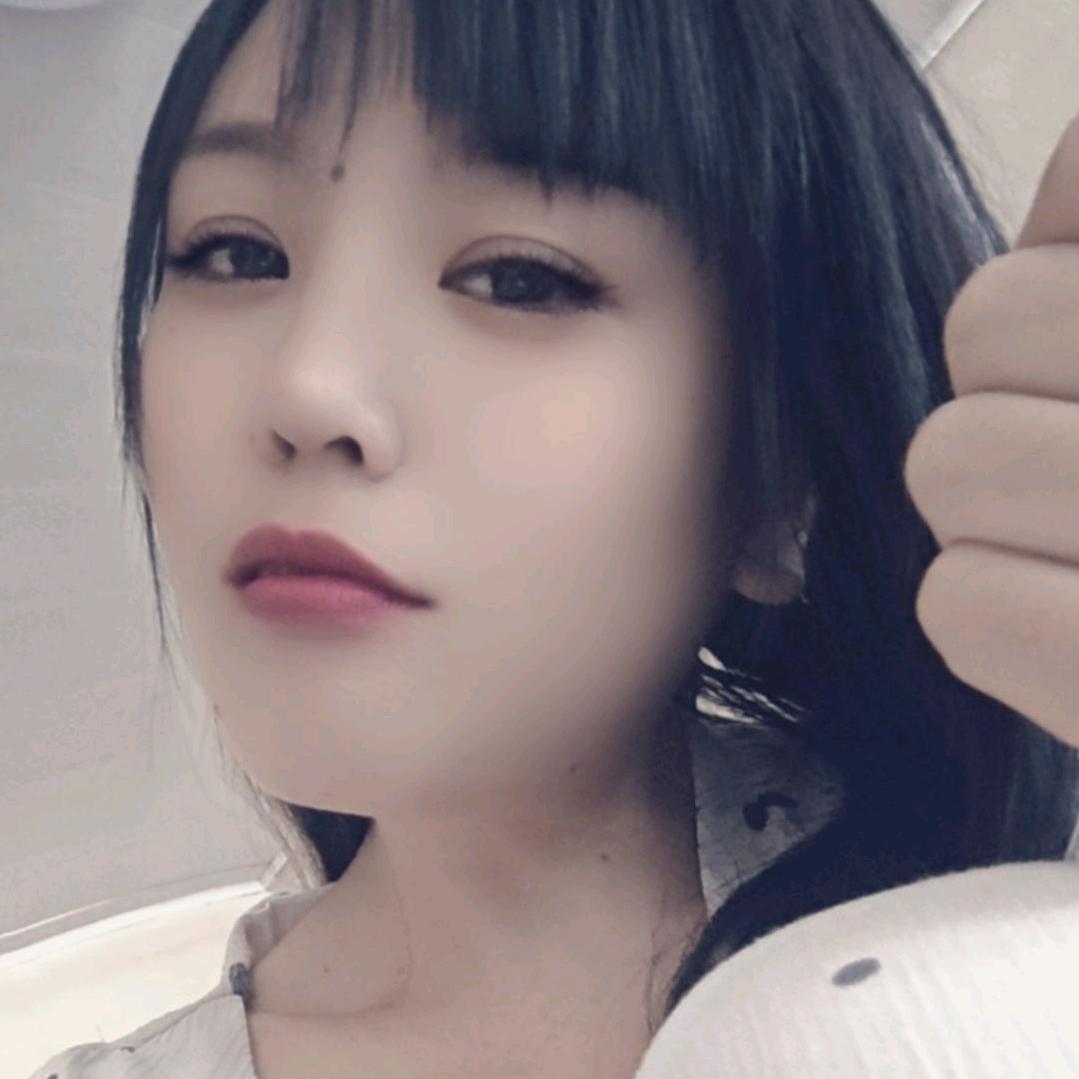 ╰つ゛小迷妹—-🥰😍