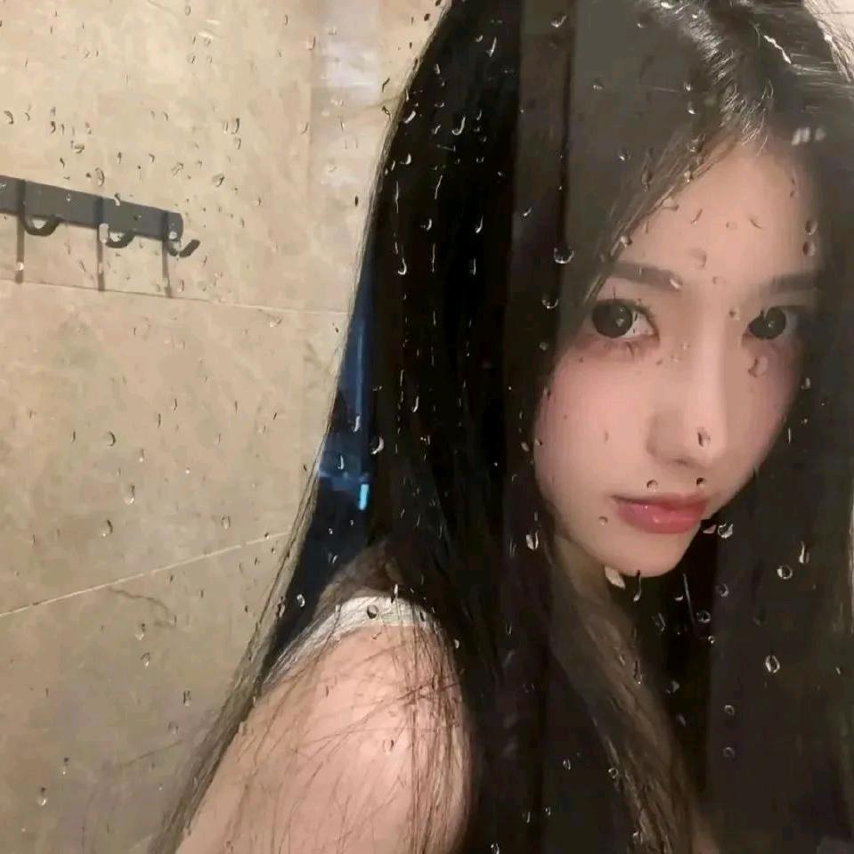 小乖🍑