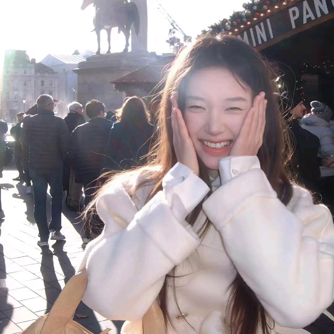 李