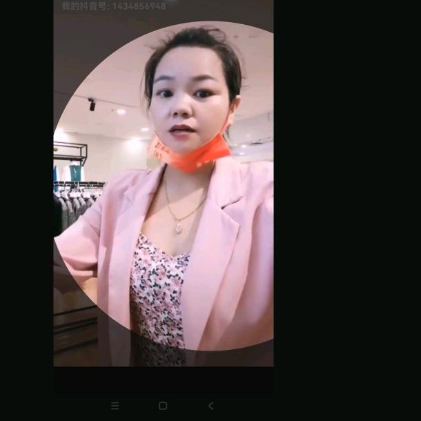 幸福一家人。健康快乐。