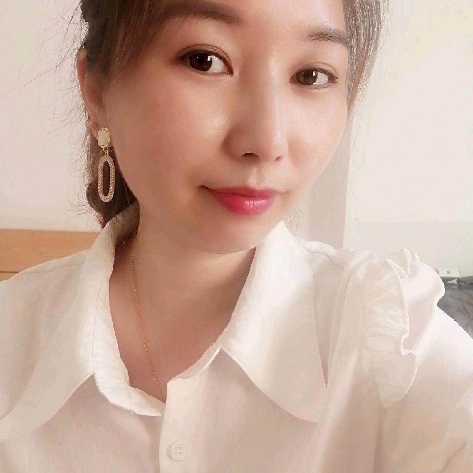 李二妹首播挣生活费