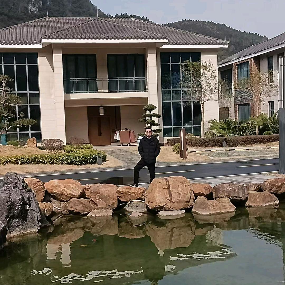 滕州  琪哥