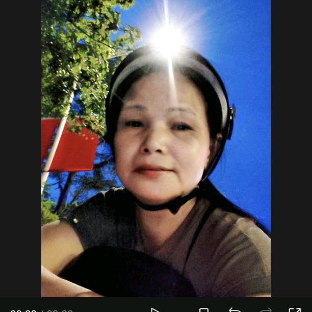 小伍很努力
