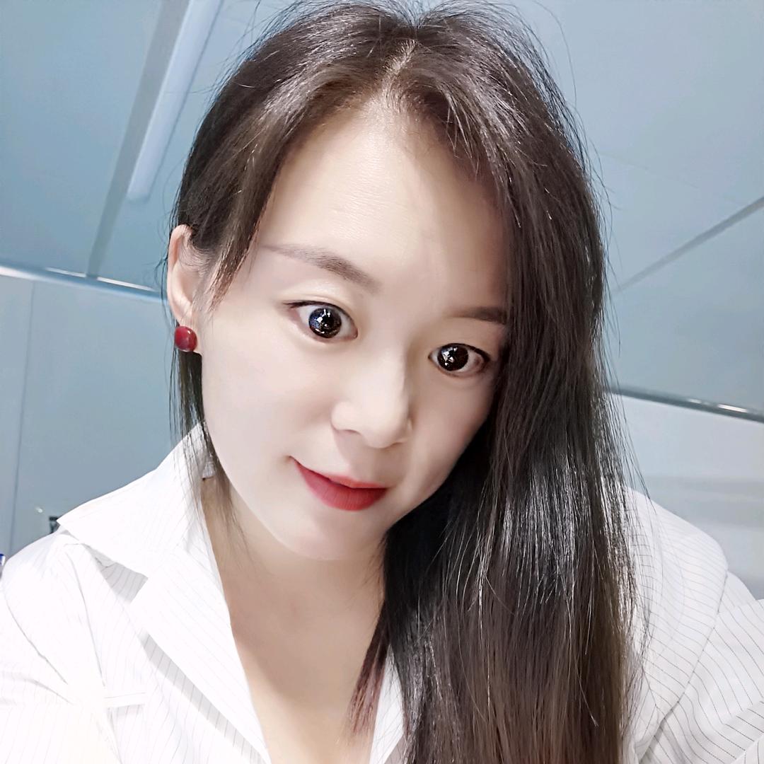 严素儿（塔吊司机）