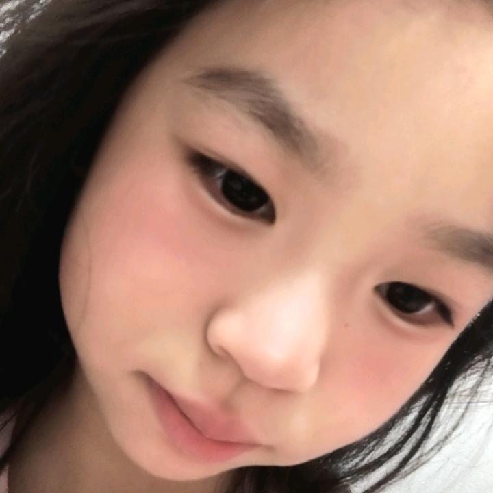 鲍梓昕