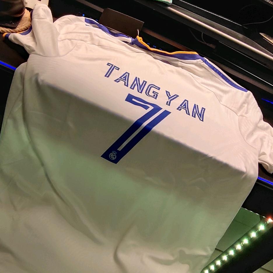 唐颜TySeven