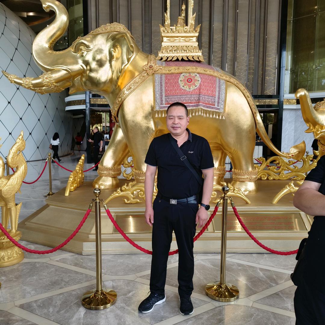 乡村乐购生活广场