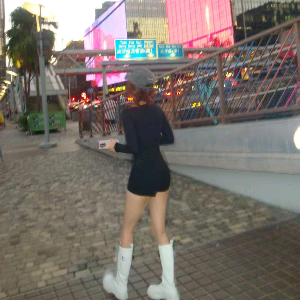 Yolo臭臭_