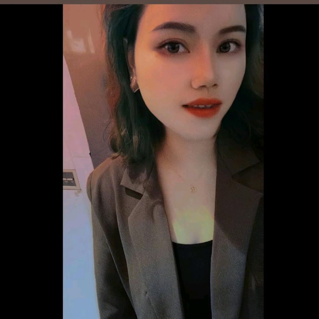 C   H