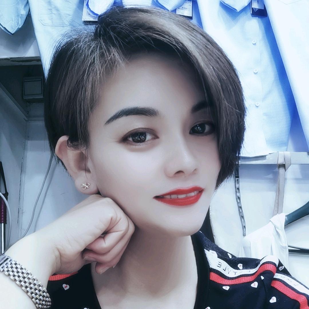 佳颖服装小店