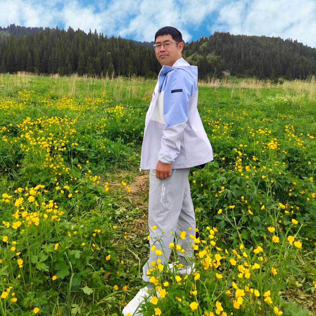 竹楼听雪