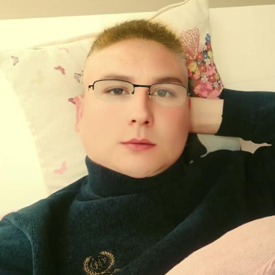 李家三少爷……