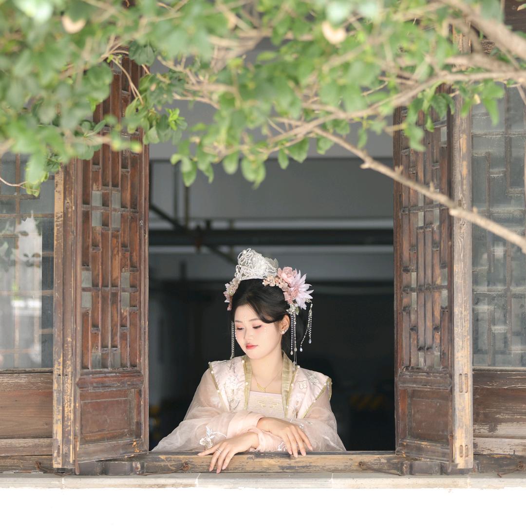 眼中谜