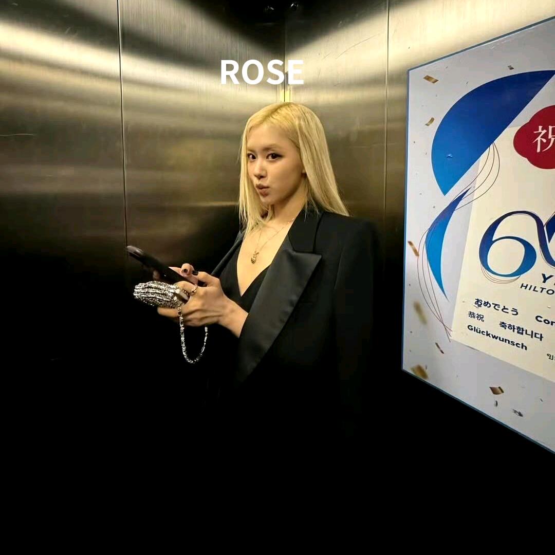 R.罗婕