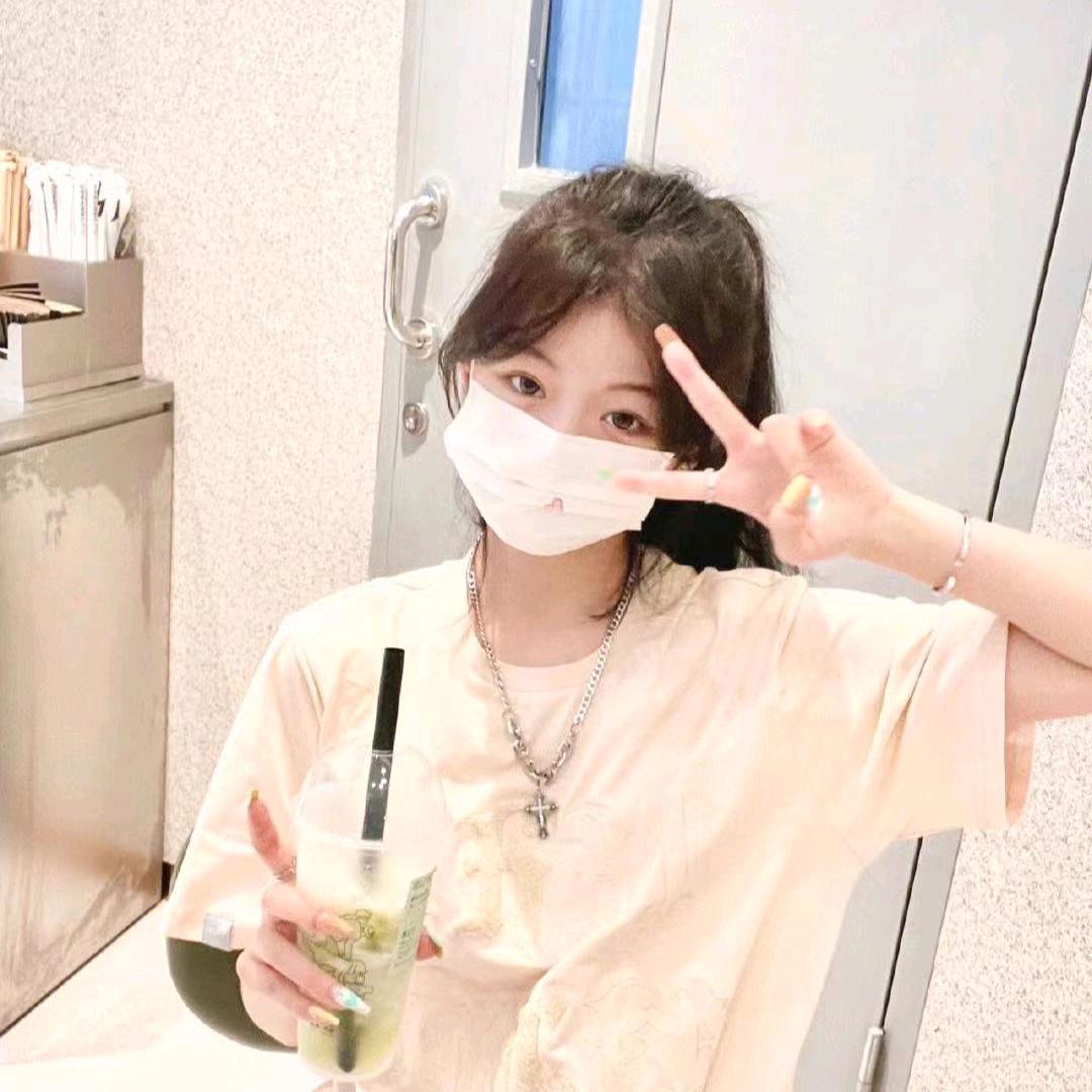 草莓味吧咂嘿