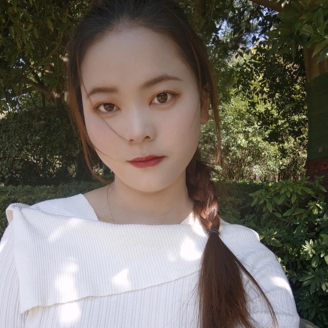 我在月下许愿🧡ྀི🍓