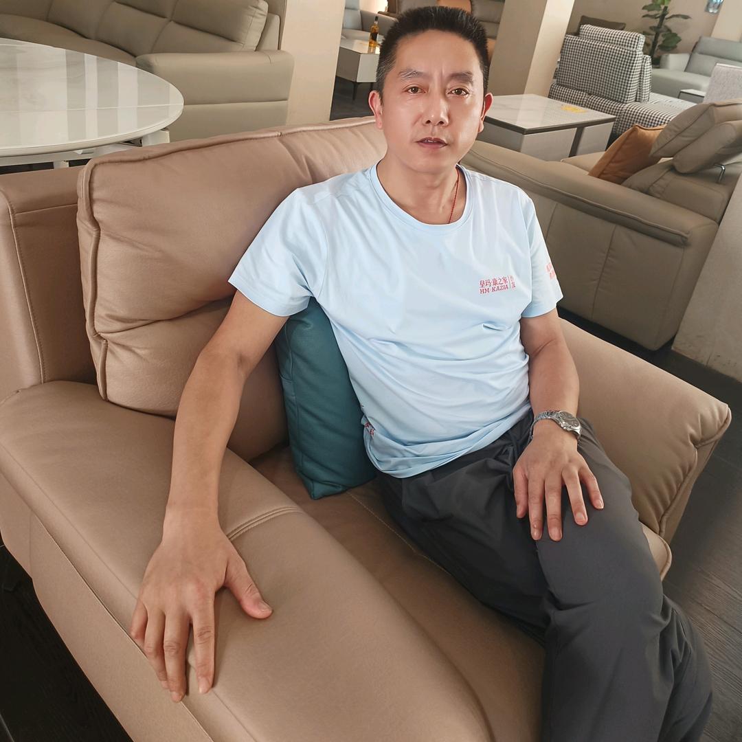 水富紫荆豪园三叶家私龙哥