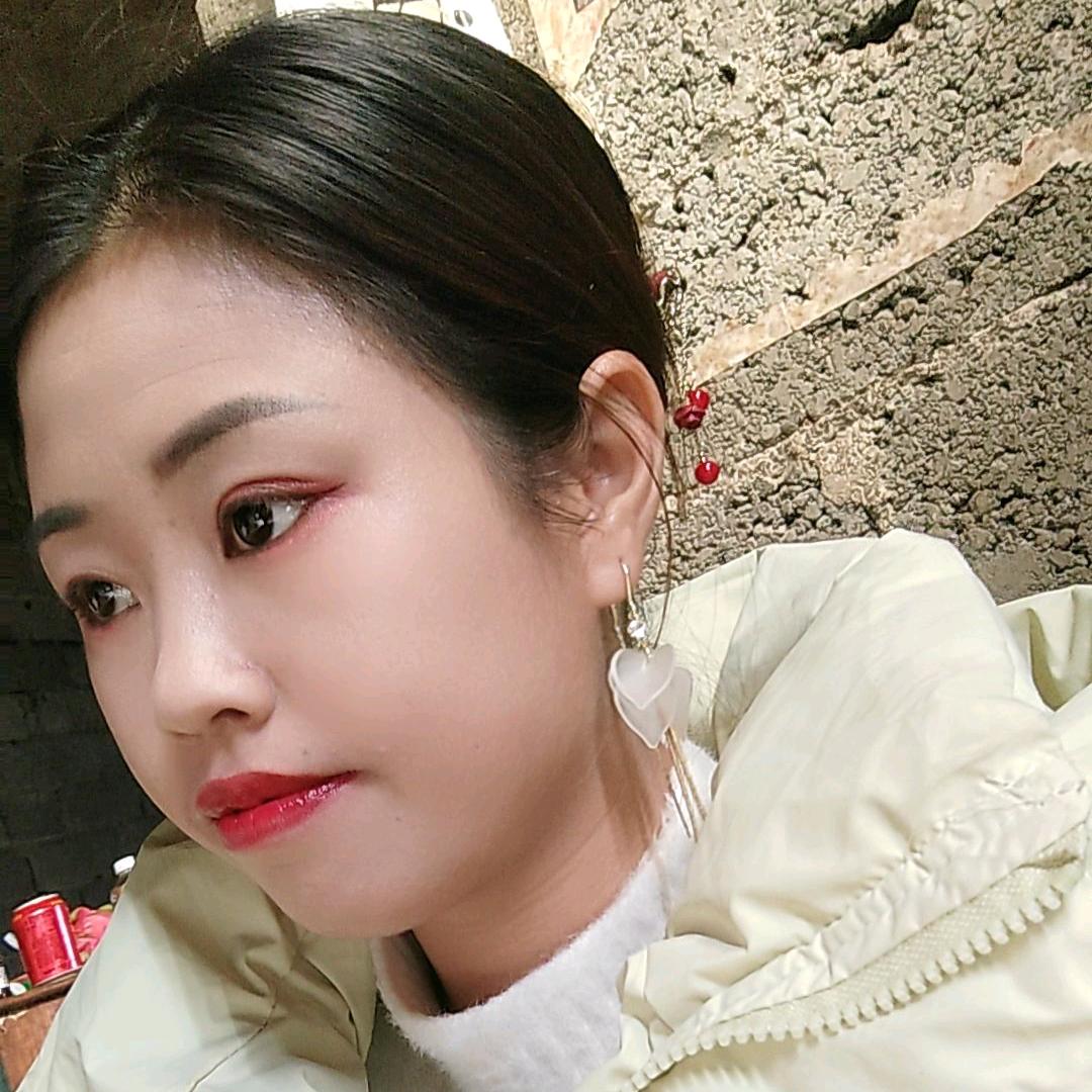 🥀᭄三妹