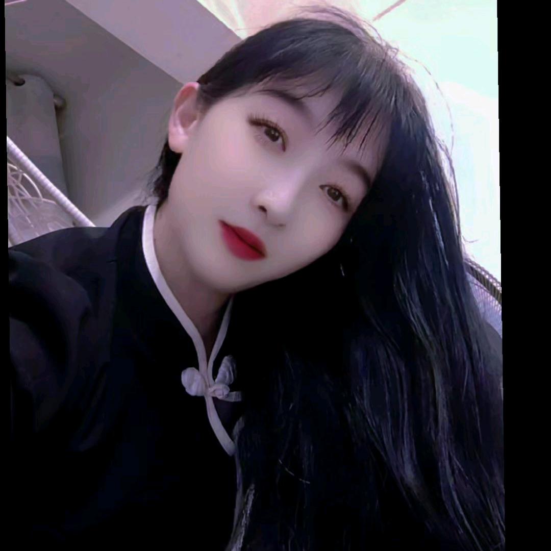 我是一个带刺的黄玫瑰