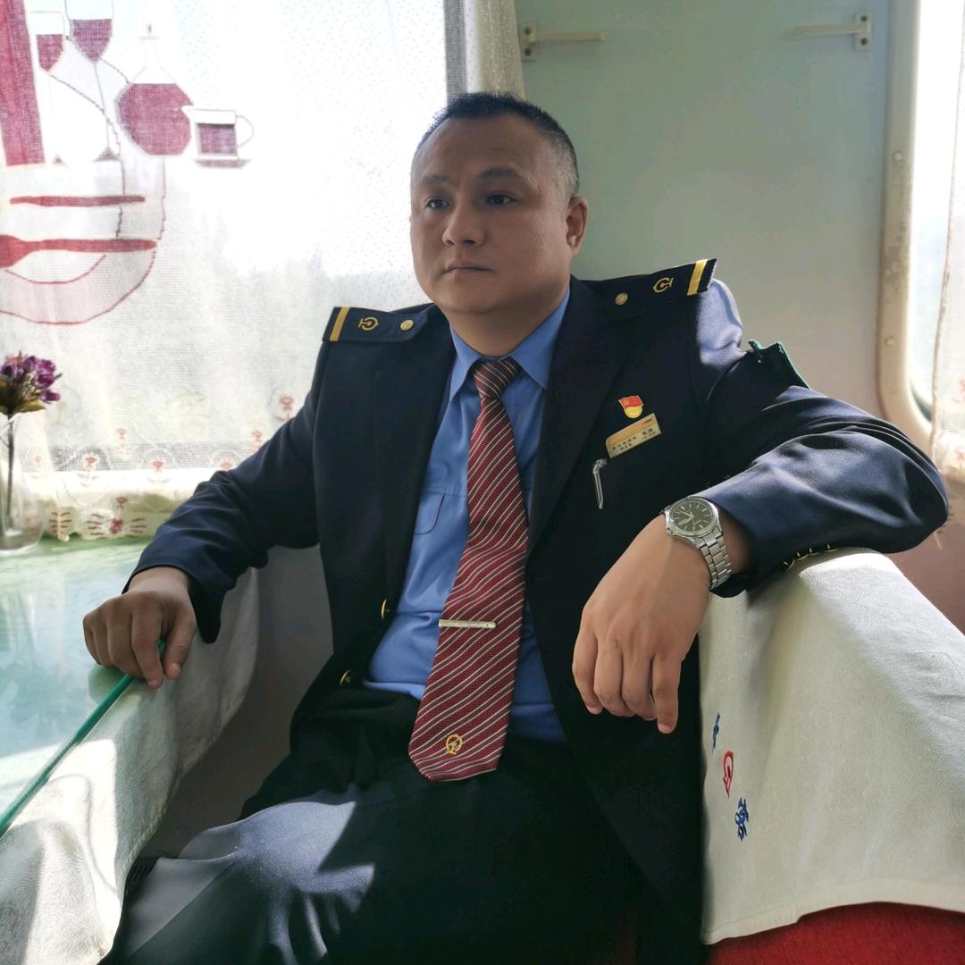 80後灬舟桥兵