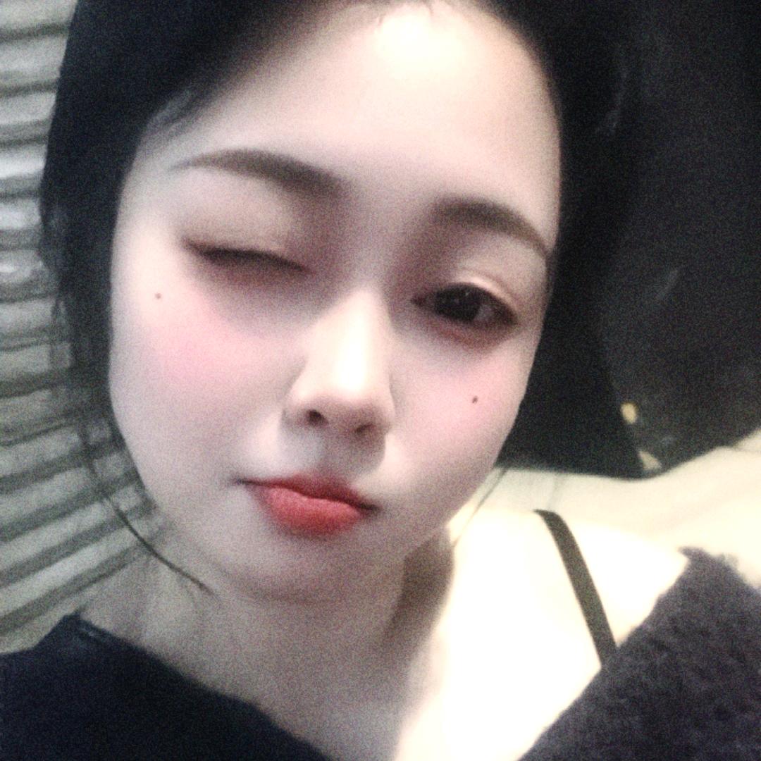 @-⁹