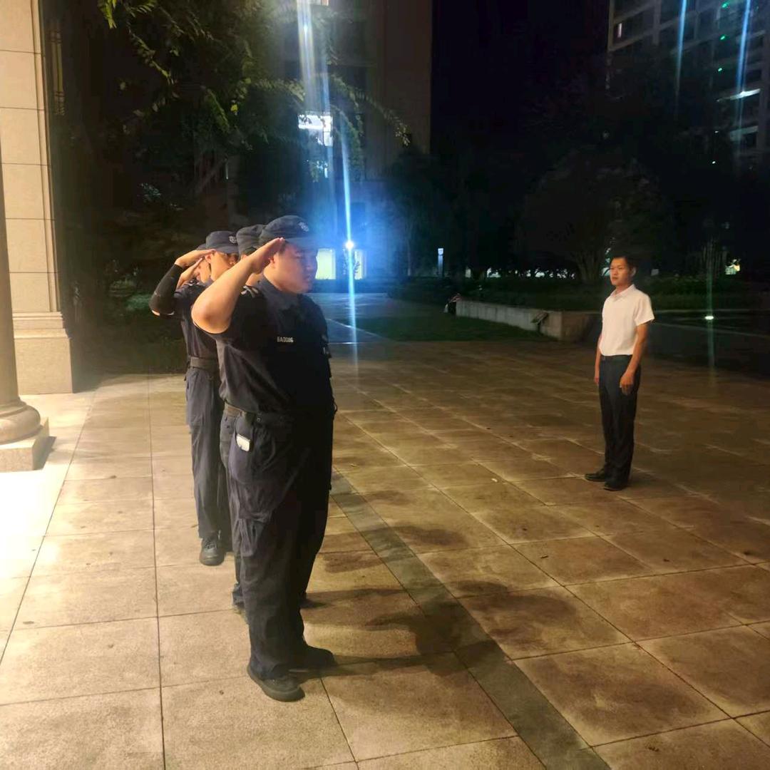 小🐂牛🐂哥