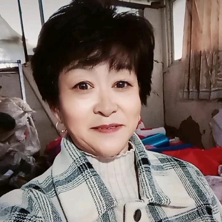 张姐，下午，两点30分，开播！。