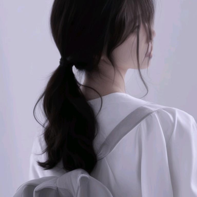 柒柒。。。吖