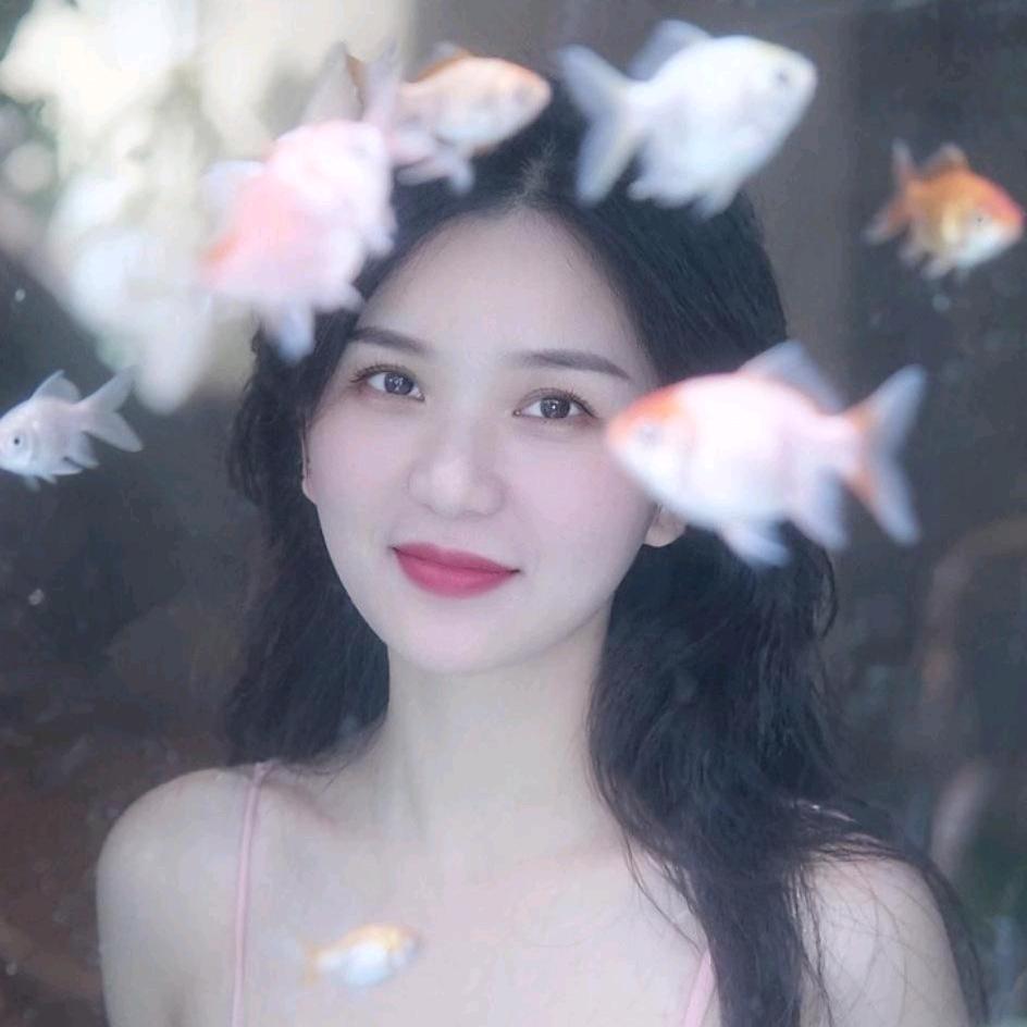 拜拜半颗糖🍬