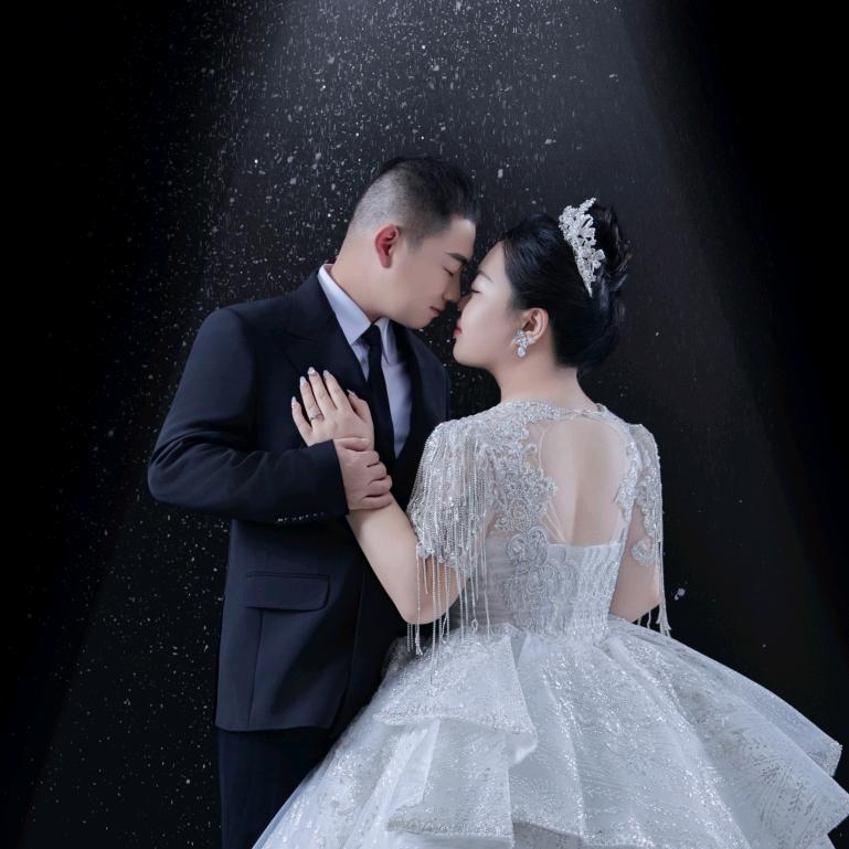 我家领导的小跟班