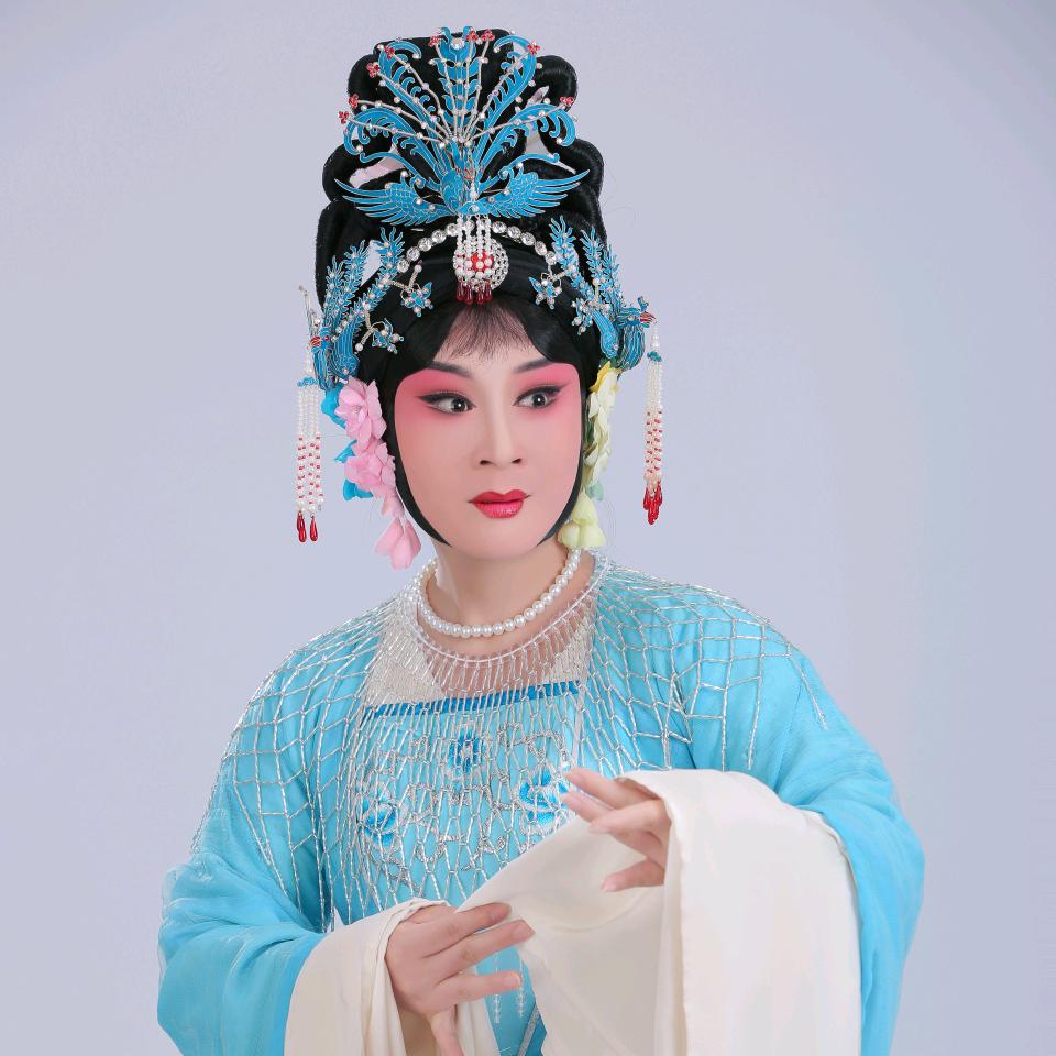 蒲剧演员张瑾
