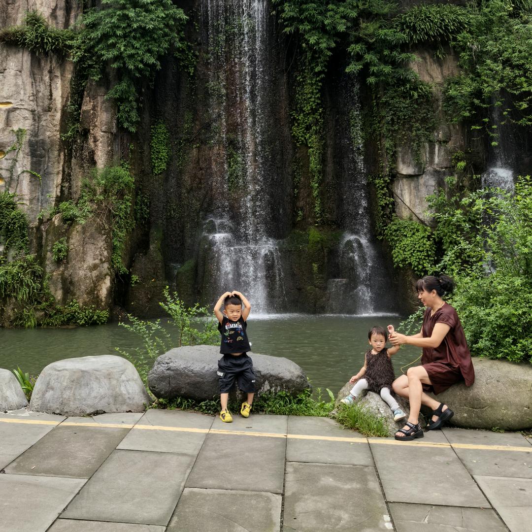 老裁缝张婆婆