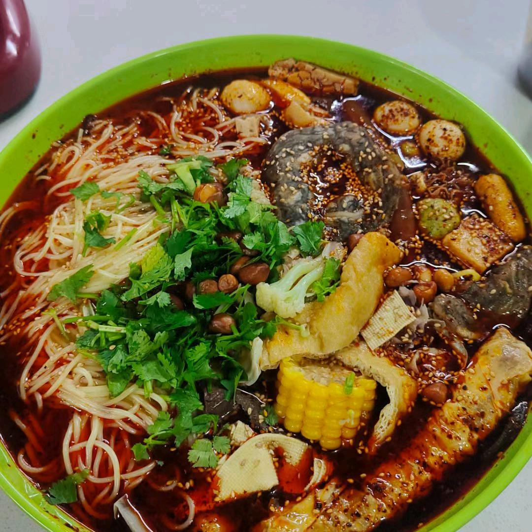 济宁高新区黄屯胖哥麻辣烫