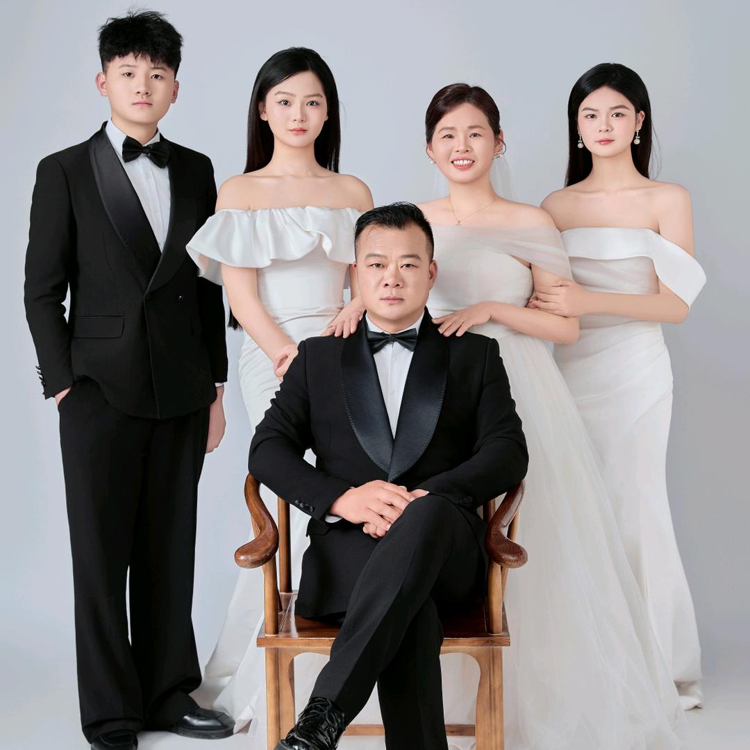 幸福的一家人