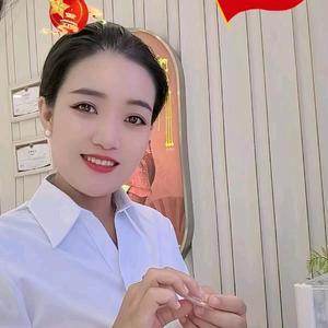 珠宝小姐姐王艳