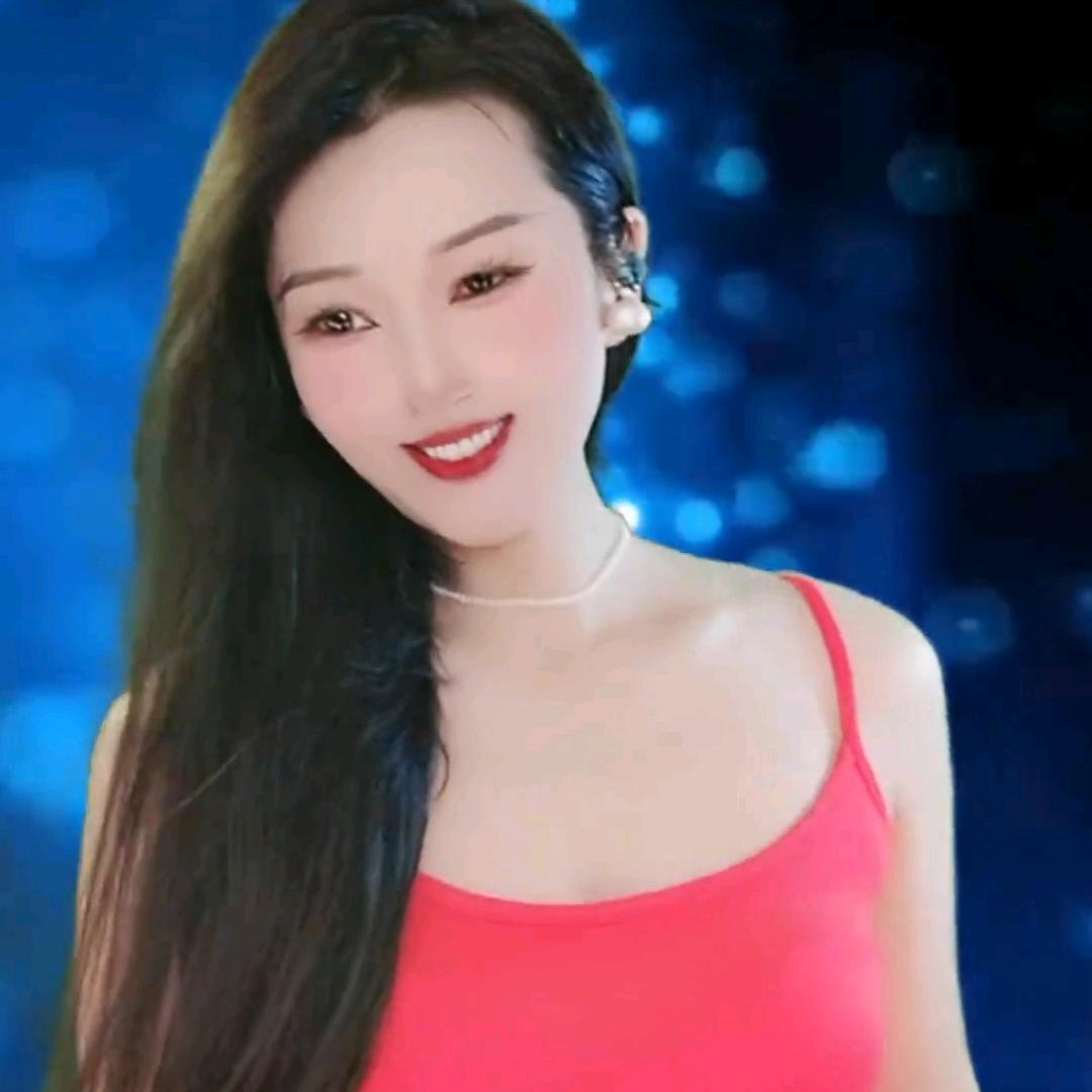 月亮🌙甜歌