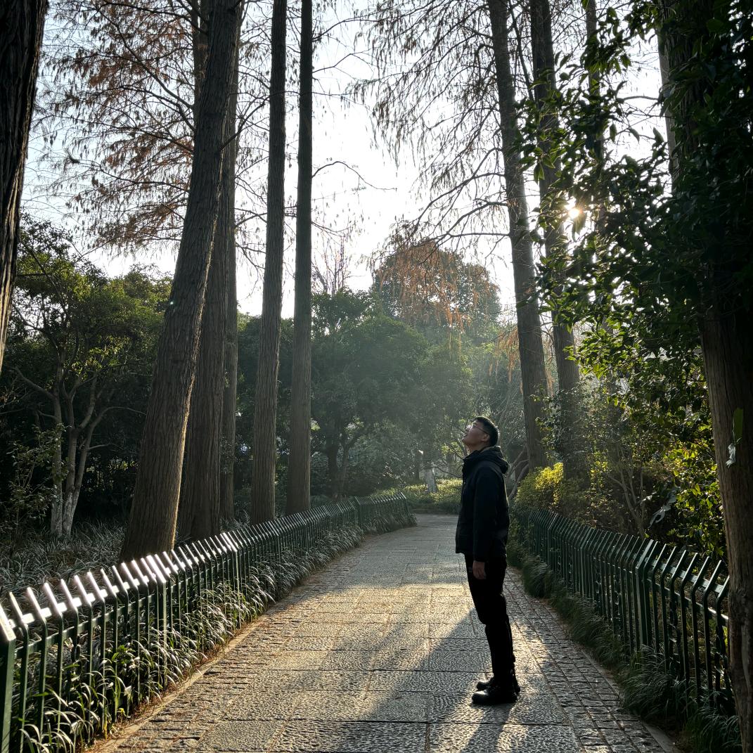 高速智能手套机