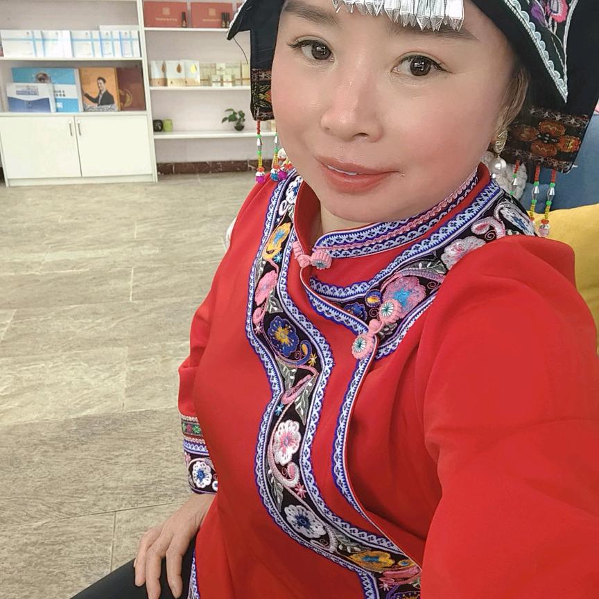 来愉大姐