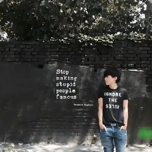 大刀面前耍关公