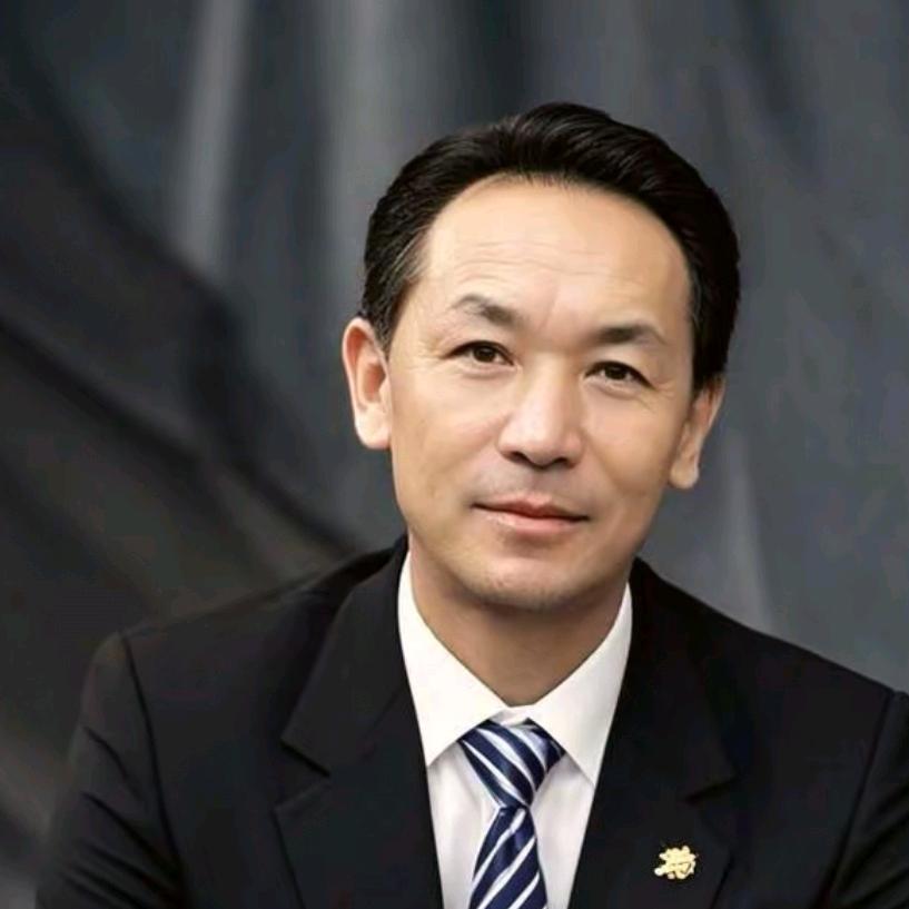 石   来   运   转