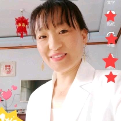 嫣然一笑🌺