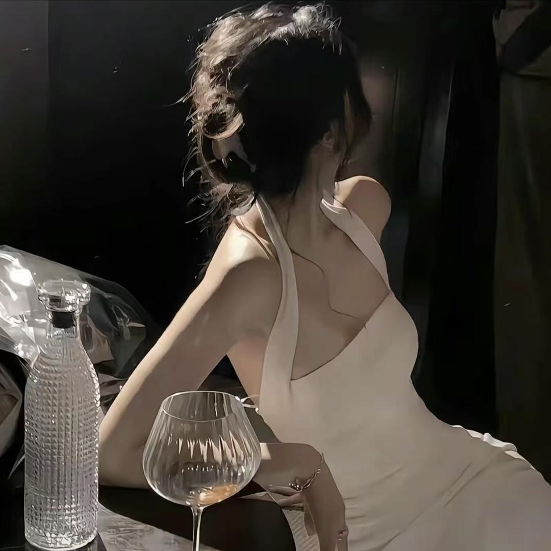 容容穿搭